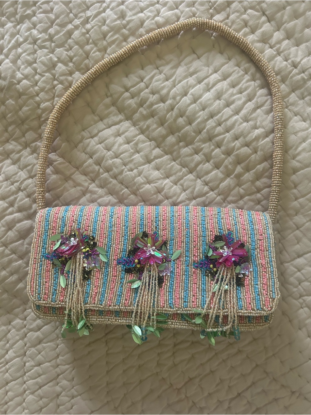 Beaded Floral Embellished Shoulder Bag in Multicolor
